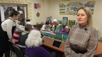 Опановують інтернет і планшет: студенти Університету третього віку вивчають комп'ютерну грамотність Опановують інтернет і планшет: студенти Університету третього віку вивчають комп'ютерну грамотність