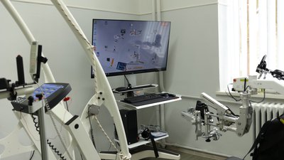 Відновлюють після травм та інсультів. Як медики у Чернівцях реабілітують пацієнтів на сучасних тренажерах Відновлюють після травм та інсультів. Як медики у Чернівцях реабілітують пацієнтів на сучасних тренажерах