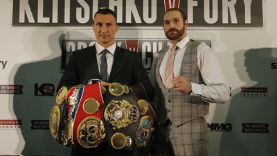 Володимиру Кличку повернули втрачені три пояси. Їх покажуть у київському музеї
