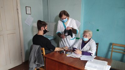 Призовників на Полтавщині оглядають лікарі Призовників на Полтавщині оглядають лікарі