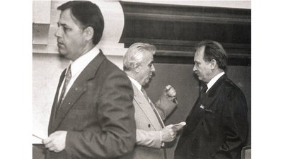 Від "Союз нерушимый" до "Одна Україна, єдиний народ". Якою людиною був Леонід Кравчук Від "Союз нерушимый" до "Одна Україна, єдиний народ". Якою людиною був Леонід Кравчук