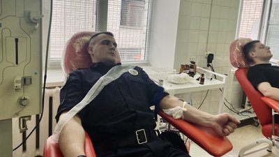 "Акція "Поділись": у Житомирі 100 поліцейських здали кров