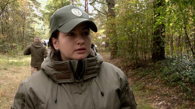 "Тіло не можна було опізнати": на Чернігівщині попрощалися із прикордонником Василем Ткаченком "Тіло не можна було опізнати": на Чернігівщині попрощалися із прикордонником Василем Ткаченком