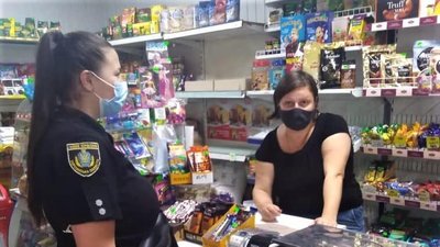 За вихідні поліцейські Херсонщини склали 20 протоколів за порушення правил карантину