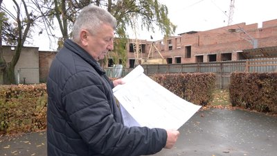 "Всі акти, зависли в міністерствах і гроші не надійшли підряднику": чому затримується будівництво 13 школи у Луцьку "Всі акти, зависли в міністерствах і гроші не надійшли підряднику": чому затримується будівництво 13 школи у Луцьку