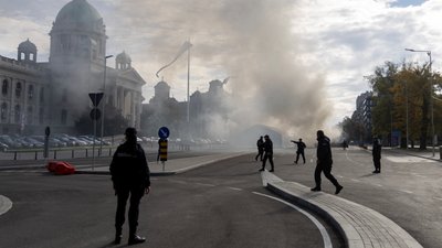 У Сербії біля парламенту сталася стрілянина, одна людина поранена