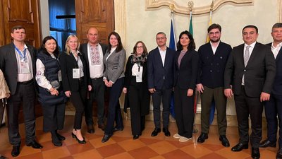 Делегація з Чорткова серед учасників конференції в Італії