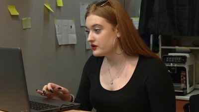 Їжа, одяг та ліки: як у Франківську студенти-волонтери допомагають переселенцям Їжа, одяг та ліки: як у Франківську студенти-волонтери допомагають переселенцям