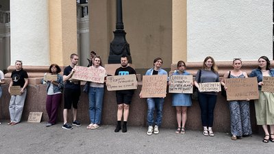 У Полтаві вдруге за день люди зібралися проти відставки Федорова