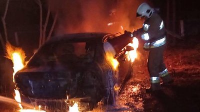 Протягом доби у Миколаєві та області горіло два автомобілі Протягом доби у Миколаєві та області горіло два автомобілі