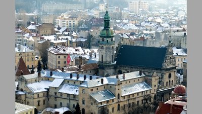 Монастир Бернардинів на Соборній площі Львові