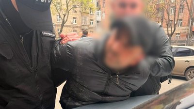 55-річного азербайджанця підозрюють в організації незаконного виїзду в Харкові