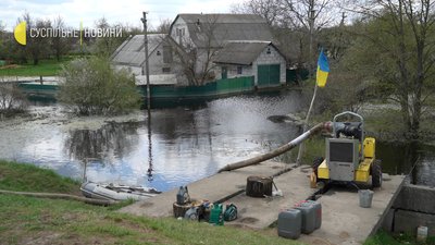 “Вони говорили: “Не бійтеся, ми через 2 дні будемо в Києві” — як підтоплене село на Київщині зламало плани армії РФ “Вони говорили: “Не бійтеся, ми через 2 дні будемо в Києві” — як підтоплене село на Київщині зламало плани армії РФ