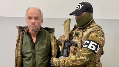 55-річного громадянина РФ Олександра Ерзіна засудили до 10 років тюрми