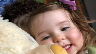 Як врятувати Єву? Чому рідні онкохворих дітей залишаються наодинці з бідою