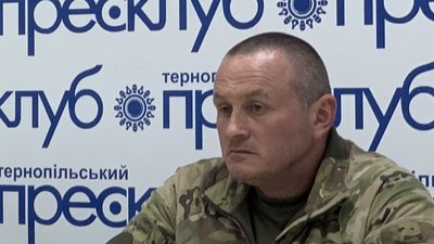 "Росія – це тероризм": литовський волонтер, який приїхав до Тернополя "Росія – це тероризм": литовський волонтер, який приїхав до Тернополя