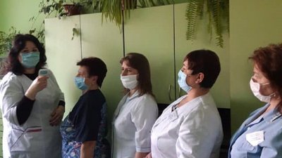 12 квітня у самоізольованому обласному геріатричному пансіонаті - зміна персоналу 12 квітня у самоізольованому обласному геріатричному пансіонаті - зміна персоналу