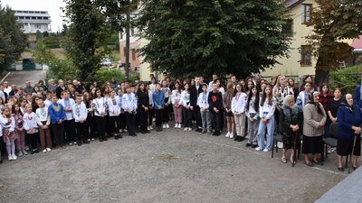 Відкриття меморіальної дошку Івану Плішці