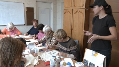 У Черкасах розмальовували екоторбинки У Черкасах розмальовували екоторбинки