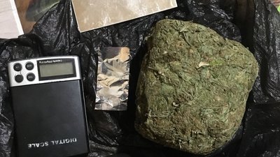Зберігав набої та наркотики: мукачівцю загрожує до 10 років позбавлення волі