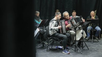 Балетмейстер про буковинські танці та рідних в окупації на Херсонщині Балетмейстер про буковинські танці та рідних в окупації на Херсонщині