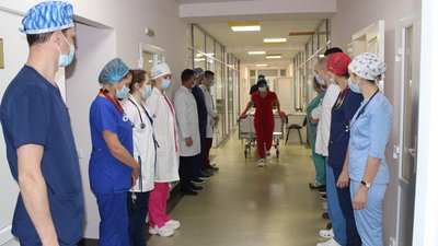 Дві нирки і серце від одного донора пересадили медики райлікарні на Волині