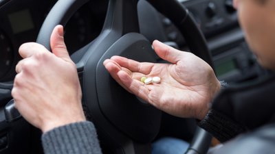 Наркотики за кермом: на Чернігівщині відсторонили від керування водія