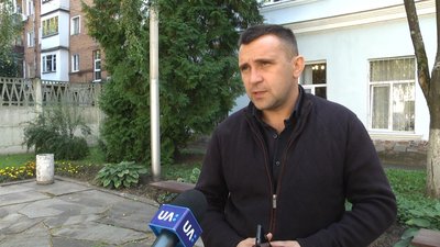 У Житомирі на вулиці Покровській комунальники розпочали ремонт тротуарів У Житомирі на вулиці Покровській комунальники розпочали ремонт тротуарів