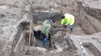 Виявили понад сотню поховань: у центрі Черкас розкопують цвинтар 17-18 століття Виявили понад сотню поховань: у центрі Черкас розкопують цвинтар 17-18 століття