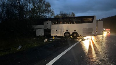 На Закарпатті затримали водія вантажівки, який спричинив смертельну ДТП На Закарпатті затримали водія вантажівки, який спричинив смертельну ДТП