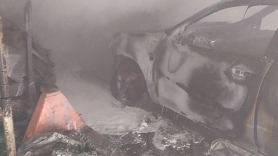 На СТО в Одещині сталася пожежа, одна автівка згоріла