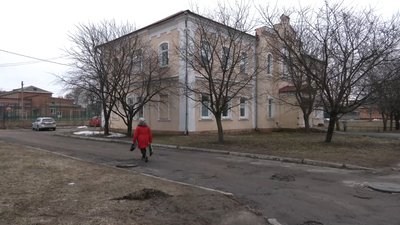 Адмінбудівля у Коропі, на першому поверсі якої знаходиться районна адміністрація, на другий поверх пропонують перенести музей Адмінбудівля у Коропі, на першому поверсі якої знаходиться районна адміністрація, на другий поверх пропонують перенести музей