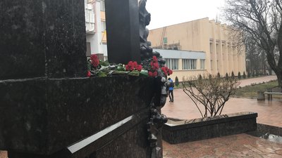 У Полтаві вшанували пам’ять ліквідаторів аварії на ЧАЕС У Полтаві вшанували пам’ять ліквідаторів аварії на ЧАЕС