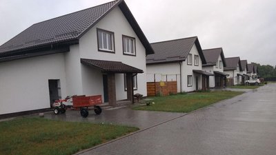 Забудовника заміських котеджів на Сумщині підозрюють в ухиленні від сплати 8,4 млн. податків Забудовника заміських котеджів на Сумщині підозрюють в ухиленні від сплати 8,4 млн. податків
