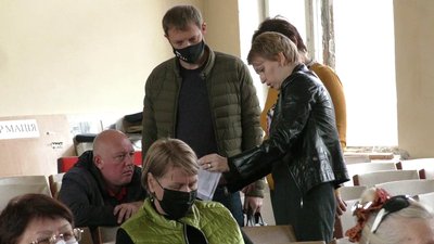 У херсонській Корабельній ТВК перерахували бюлетені: які причини У херсонській Корабельній ТВК перерахували бюлетені: які причини