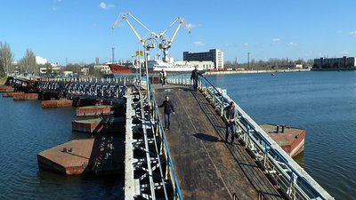 Миколаївські водолази не змогли знайти частину пішохідного мосту