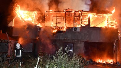 У Миколаївській області сталися 20 пожеж. Дві з них спричинили обстріли російських військ — ДСНС