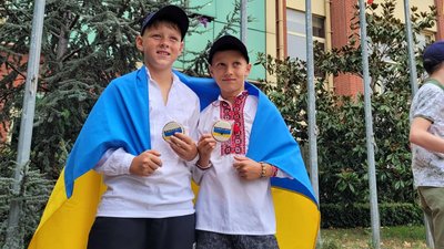 Поїздка в Туреччину: продовження історії школярів з Луцька, які продавали черешні Поїздка в Туреччину: продовження історії школярів з Луцька, які продавали черешні