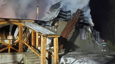 Вихідними на Харківщині горіли дві лазні: є травмований Вихідними на Харківщині горіли дві лазні: є травмований