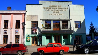 Актори – у ролях кухарів. У Дрогобичі театральна трупа готує котлети для бійців – фоторепортаж Актори – у ролях кухарів. У Дрогобичі театральна трупа готує котлети для бійців – фоторепортаж
