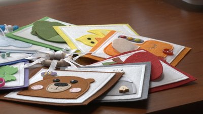 Запоріжанка власноруч виготовляє фетрові дитячі книжки Запоріжанка власноруч виготовляє фетрові дитячі книжки