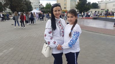 У центрі Луцька під час громадської акції виклали фігуру серця У центрі Луцька під час громадської акції виклали фігуру серця