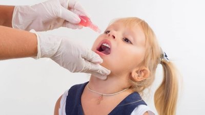 На Дніпропетровщині з 1 лютого стартує вакцинація від поліомієліту: планують щепити 145 тис. дітей