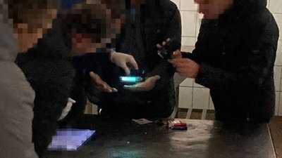 У Запоріжжі судитимуть посадовця за вимагання грошей від підприємців одного з міських ринків У Запоріжжі судитимуть посадовця за вимагання грошей від підприємців одного з міських ринків