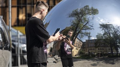 Київ разом з Харковом. У столиці встановлять арт-об'єкт, який символізуватиме єдність міст Київ разом з Харковом. У столиці встановлять арт-об'єкт, який символізуватиме єдність міст