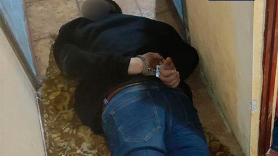 У Новому поліція затримала чоловіка, якого підозрюють у вбивстві співмешканки
