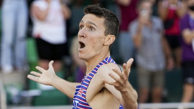 "Це мій син!" Британець Джейк Вайтмен сенсаційно виграв забіг ЧС-2022 на 1500 м, який коментував його батько: відео
