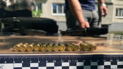У Києві затримали чоловіка, який влаштував стрілянину У Києві затримали чоловіка, який влаштував стрілянину