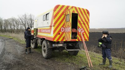 Гракове: як розміновують лінії електропередач Гракове: як розміновують лінії електропередач