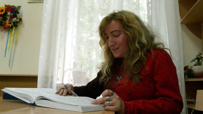 "Тепер сторінку не вирвеш". Що кажуть франківські учні, вчителі та батьки про перехід на електронні журнали та щоденники "Тепер сторінку не вирвеш". Що кажуть франківські учні, вчителі та батьки про перехід на електронні журнали та щоденники